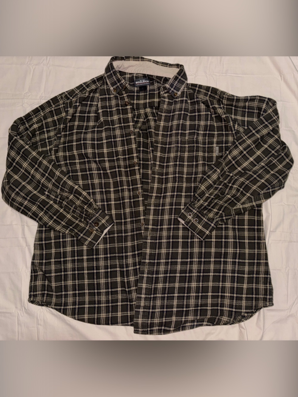 Woolrich Green and Cream Plaid Button-Down Shirt